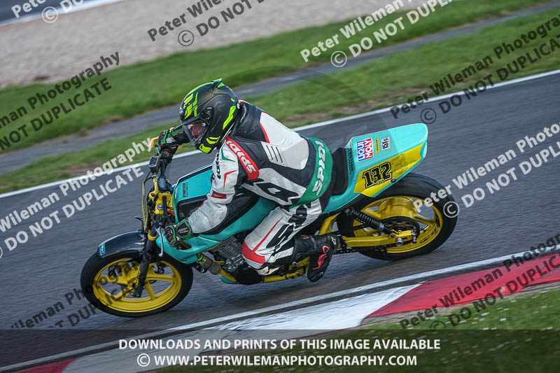 donington no limits trackday;donington park photographs;donington trackday photographs;no limits trackdays;peter wileman photography;trackday digital images;trackday photos